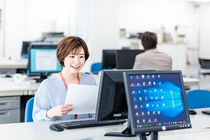 イメージ：給与明細を電子化するなら「freee人事労務 for おまかせ はたラクサポート」