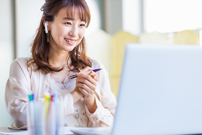 イメージ：１．DXは働き方改革を実現する手段