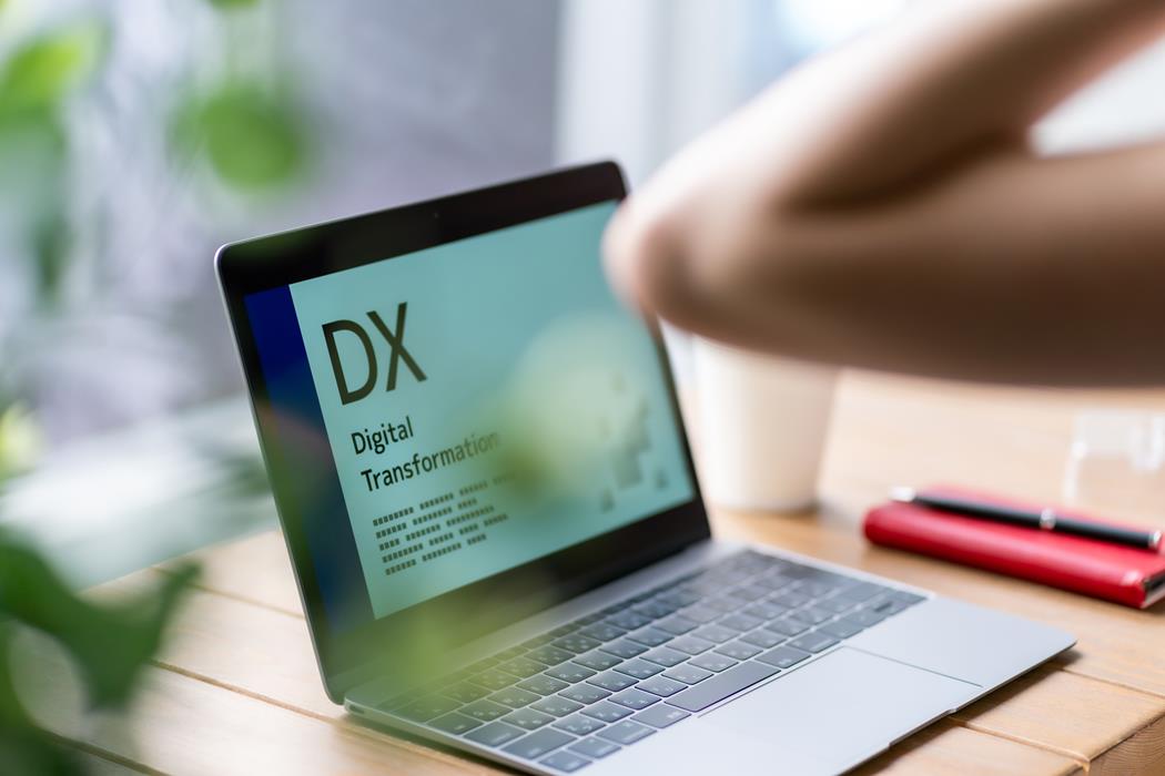 イメージ：電子帳簿保存法で紙保存と会計システムの併用を検討しましょう