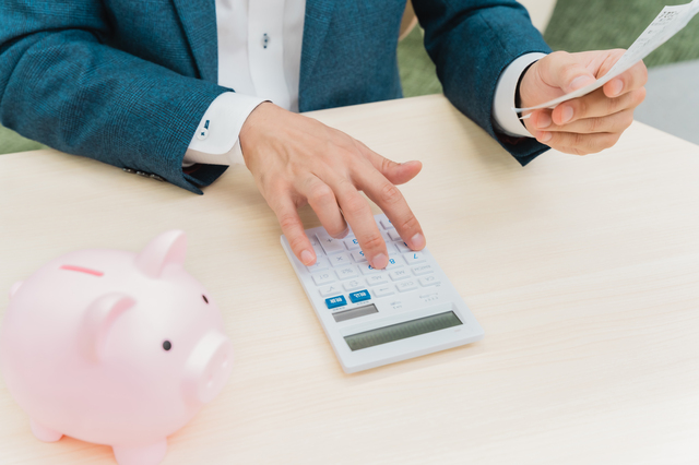 イメージ：適格請求書発行事業者登録番号の取得手順【4ステップ】