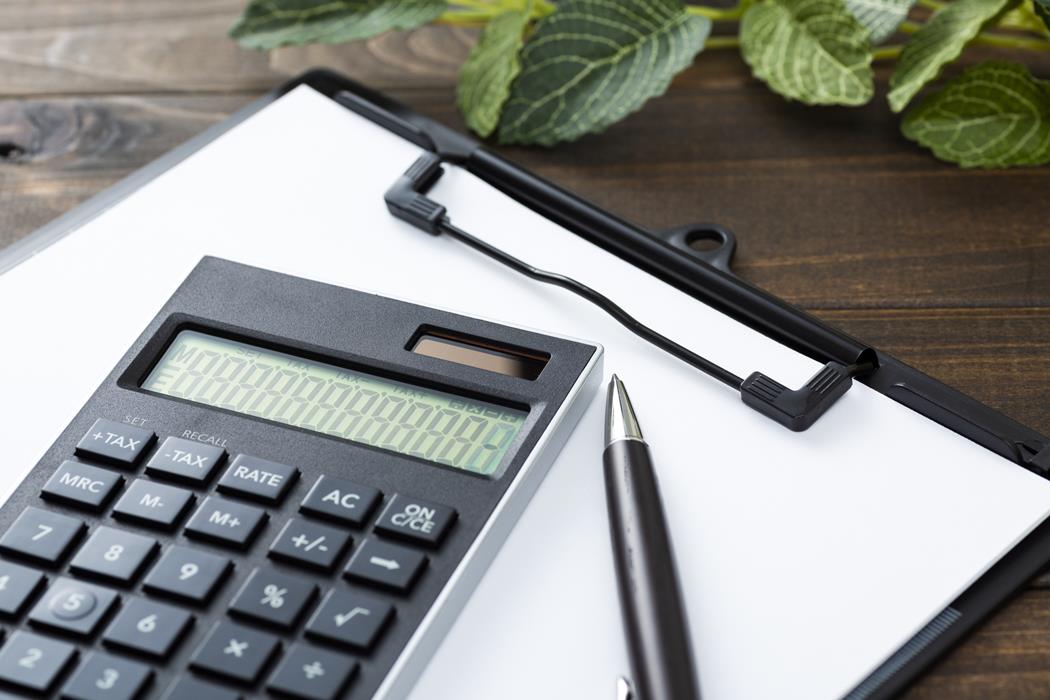 イメージ：インボイス制度の影響を受ける業種や関係ない業種と理由を解説