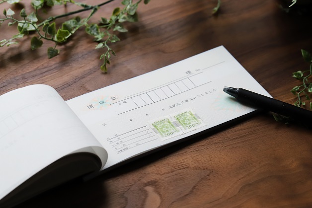 イメージ：収入印紙を利用する際の注意点