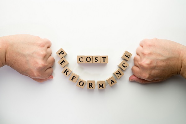 イメージ:経理業務にRPA導入する際は費用対効果に注意