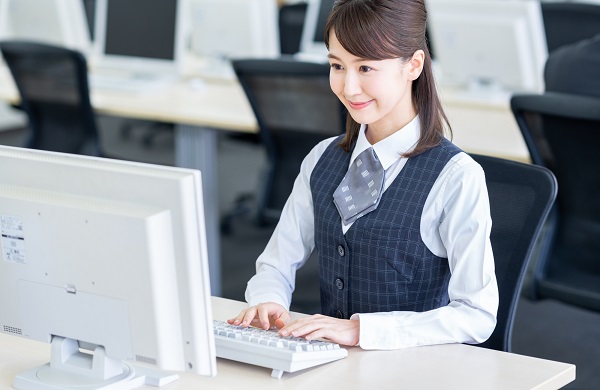 イメージ:【部署別】RPAの活用事例3選