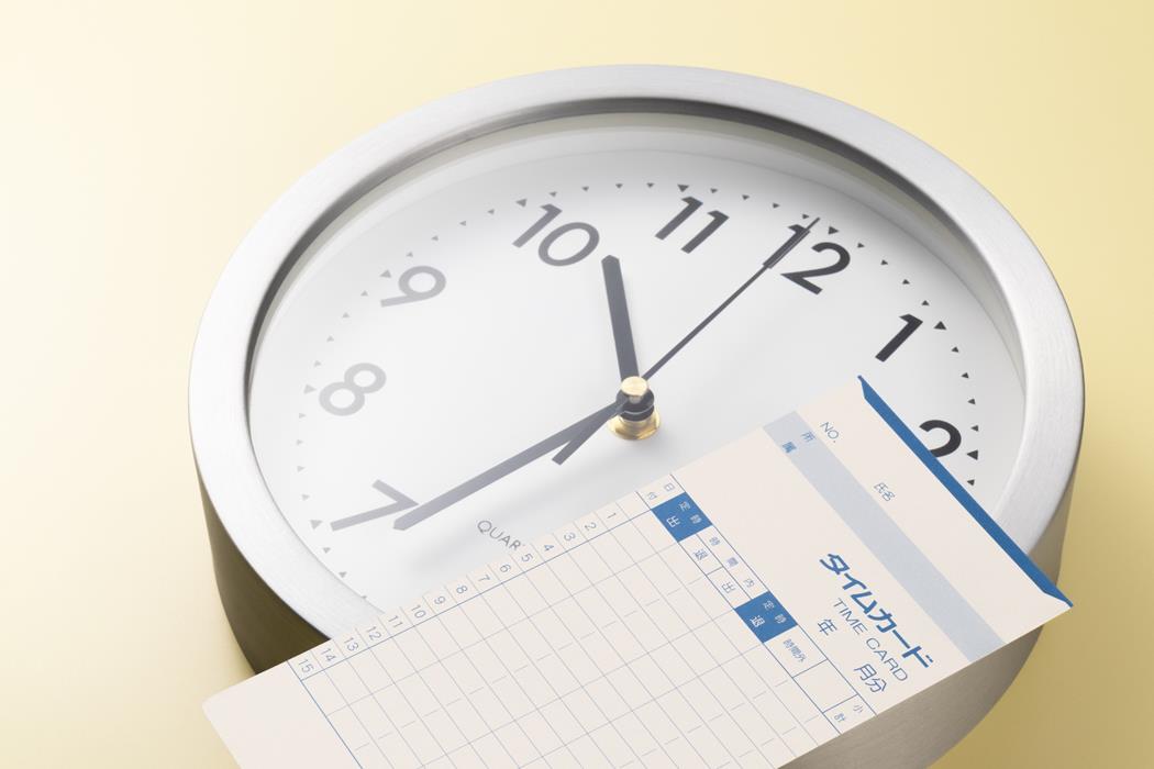 イメージ：タイムカードの電子化で勤怠管理の法律改正に対応しよう