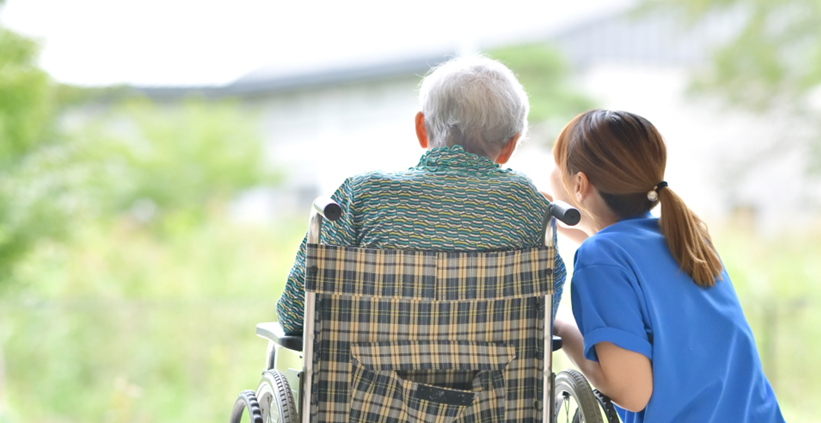 イメージ：介護の場面でも活用、排尿を予知して通知するセンサー