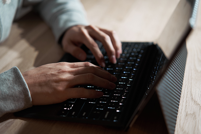 イメージ:スパイウェアに感染する3つの経路