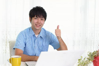 イメージ：学生時代にオンライン授業を体験すると 社会人になってもテレワークに違和感ない