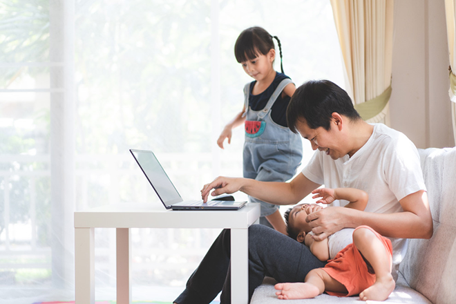 イメージ：産後の育休代わりにテレワークを活用する方法も