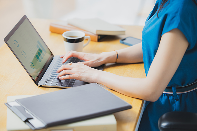 イメージ：在宅勤務とテレワークの違いとは？メリット・デメリットや導入の際のポイントを解説