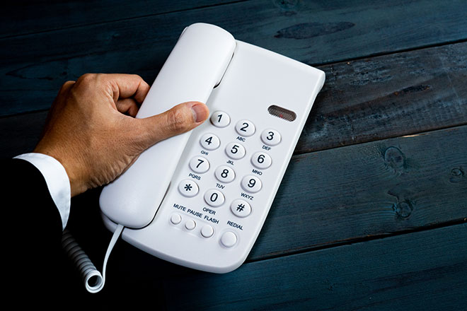 イメージ：ひかり電話対応の電話機の3つの特徴
