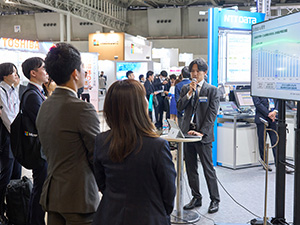 イメージ：ブース内セミナー
